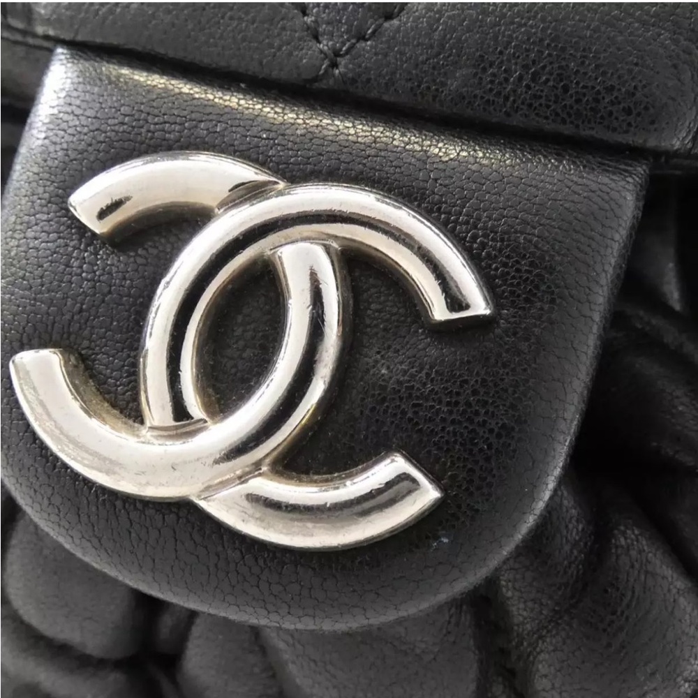 Chanel Chain Bag - Picture 7 of 12